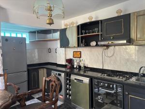 plaja apartament cu scara interioara