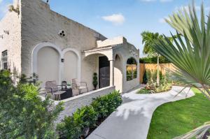 Adobe Oasis 2BDR Stay with Pool