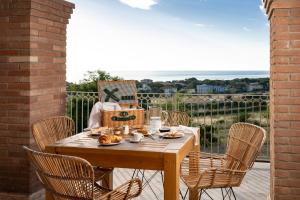 Castel del Mare Suites&Apartments