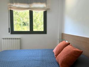 LETS HOLIDAYS Quiet Apartment With Pool in Tossa 2