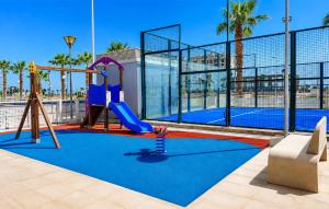 2 Bedroom Awesome Apartment In Moncofa