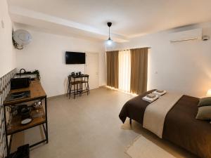 Hilltop Studio with Sea View in Gozo