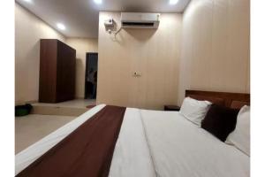FabHotel Blest Inn
