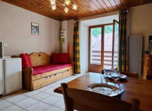 Les Oulles 9 - WIFI - Piscine - Terrasse