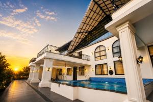 Rivora Villa