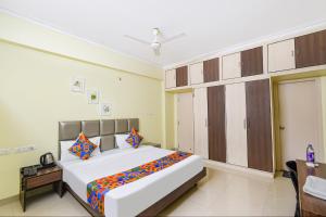 FabHotel The Stem