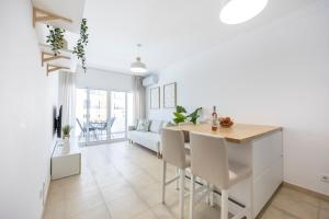 Lumi Apartment - with Pool & Garden view