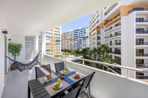 Lumi Apartment - with Pool & Garden view