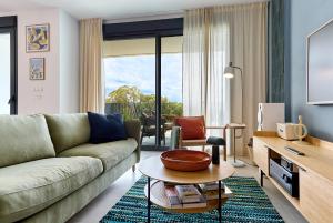 AURA sea view & eucalyptus retreat