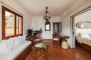 Villa Anthea - Seafront 3-bedroom house