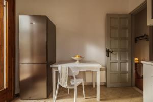 Villa Anthea - Seafront 3-bedroom house