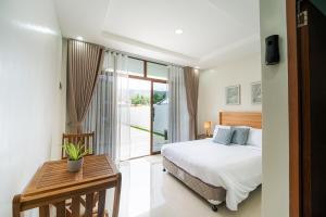 Casa Lucia Resort Hotel