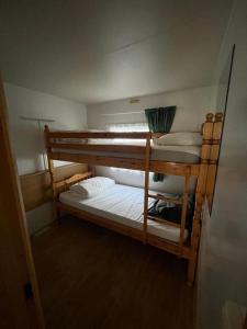 Bright chalet close to the beach and town centre
