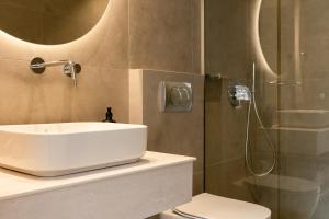 Sunstar Suites