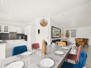 Maison 7 pers piscine, plancha & baby-foot