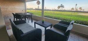 VIVASTAY - 2 chambres avec Accès Direct Plage & Grandes Piscines-