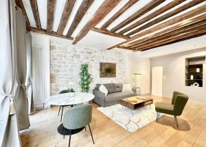 Spacious family flat - Le Marais