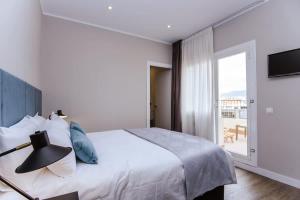 Central penthouse with terrace Placa Catalunya III