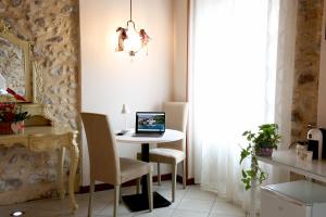 Timetofreedom Zimmer Lugana