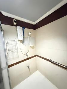 AACozyStays Uptown CDO