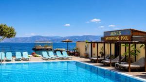 Agnes Beach Hotel Apartments