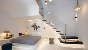 Artemis Sunset Santorini Stay Rooftop Jacuzzi View