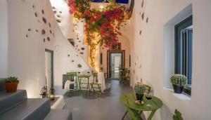 Artemis Sunset Santorini Stay Rooftop Jacuzzi View