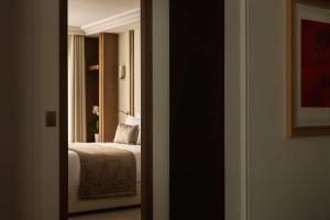 Saint Germain Luxury 4BR 8P with AC