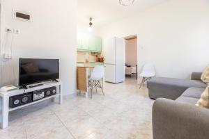 Palm Pine Apartment