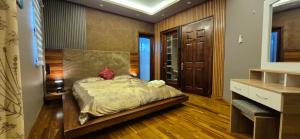 SmitAnu Villa - Modern 3 Bedrooms Villa with Rooftop Terrace