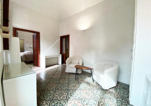 LaureLiving - Holiday Home - Suite Del Corso