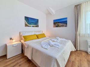 Apartment Villa Nikaroni-1 by Interhome