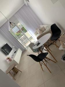 Blue Horizon Seaview Apartment