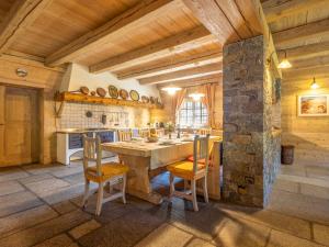 Chalet Chalet Anna by Interhome