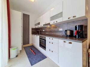 Apartment Villa Nikaroni-2 by Interhome