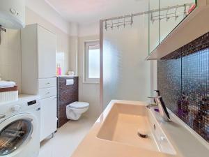 Apartment Villa Nikaroni-2 by Interhome