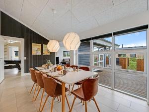 Holiday Home Niesina - from the sea by Interhome