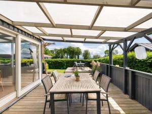 Holiday Home Giselle - 150m from the sea by Interhome