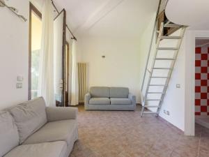 Holiday Home Cottage Girasole di Mare by Interhome