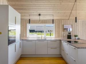 Holiday Home Tilje - 80m from the sea by Interhome
