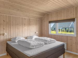 Holiday Home Tilje - 80m from the sea by Interhome