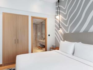 Adagio Premium The Palm