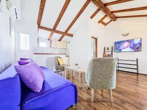 Holiday Home Tone by Interhome