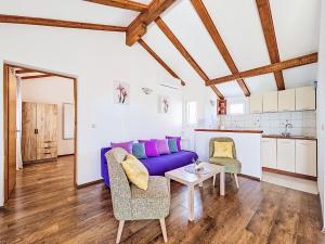 Holiday Home Tone by Interhome