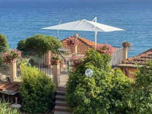 Holiday Home Terrazzo sul Mare by Interhome