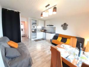 Chalet mitoyen confortable - 4 pers. - FR-1-457-490