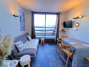 Studio avec balcon vue pistes - 4 pers. - FR-1-457-513