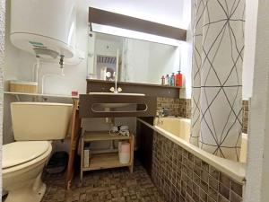 Studio avec balcon vue pistes - 4 pers. - FR-1-457-513