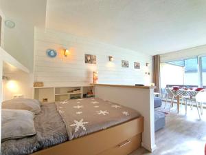 Studio Est avec parking - 4 pers. - FR-1-457-532