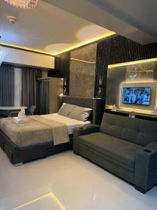 Cebu Business Park Spacious Studio Listing